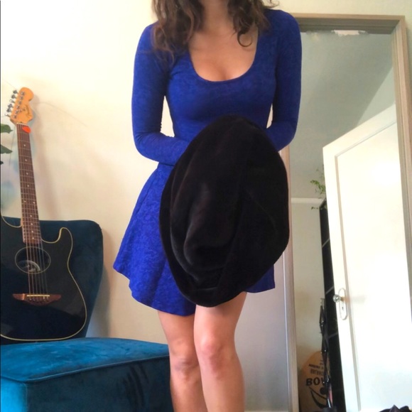 🔹3/$20 H&M | Black Velvet Infinity Scarf - Picture 1 of 3